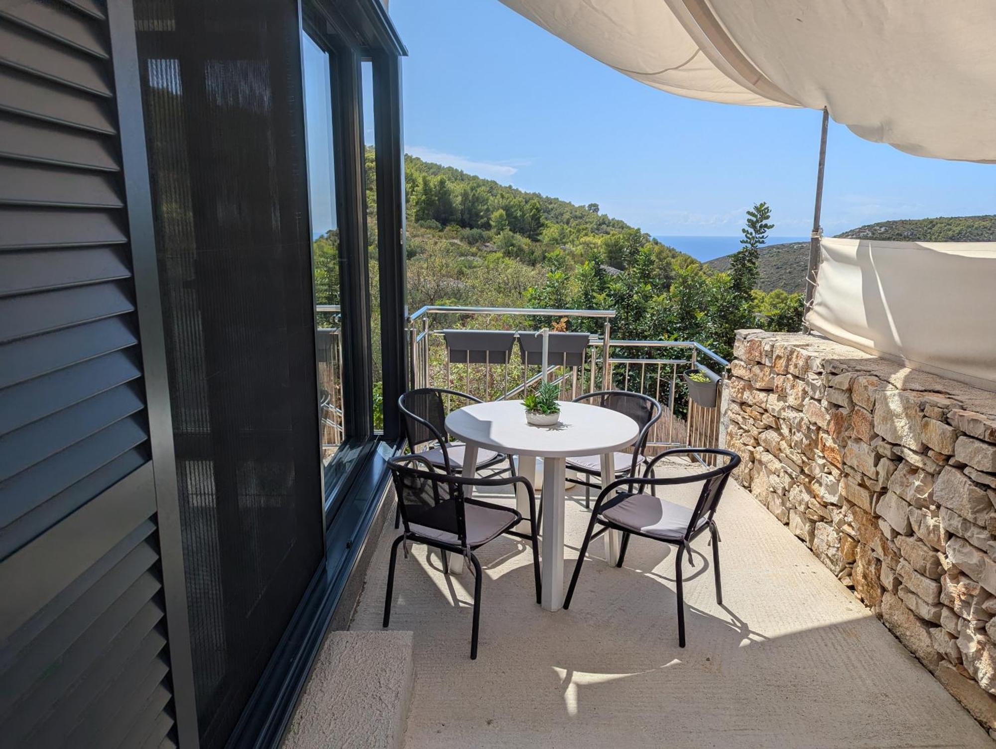 הוילה Komiža Rural House Pikola With Sea View On Vis Island מראה חיצוני תמונה