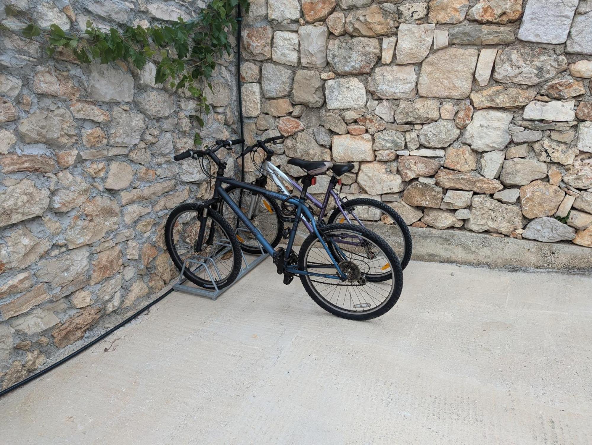הוילה Komiža Rural House Pikola With Sea View On Vis Island מראה חיצוני תמונה